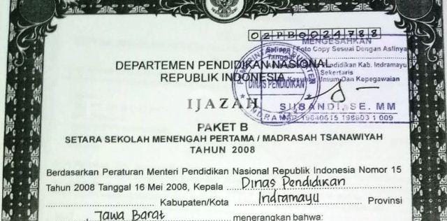 ijazah palsu