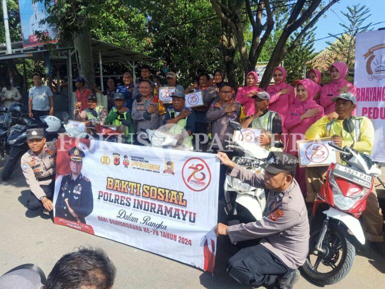 Sambut HUT Bhayangkara 2024, Polres Indramayu bagikan Ribuan Sembako